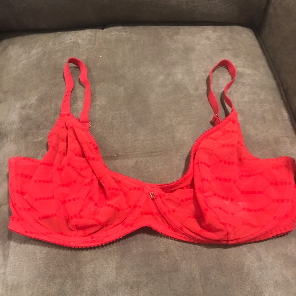 Savage X Fenty bra bundle!